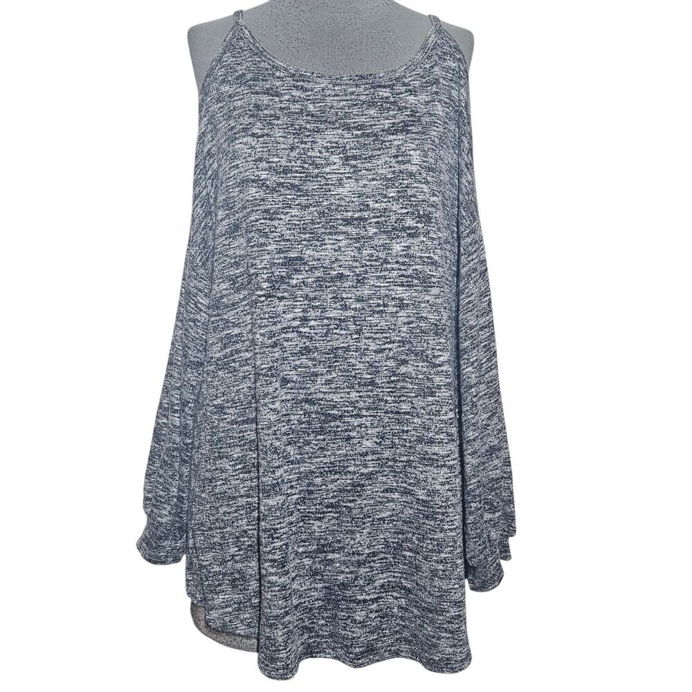 Gray Cold Shoulder Lightweight Sweater Size Large